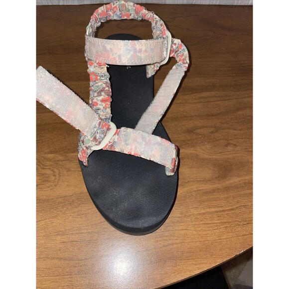 Universal Thread Women's Sport Sandals Size 8 Floral Coral Yellow Green Strappy - Picture 9 of 13